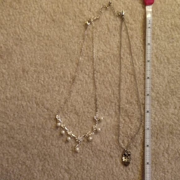 Costume necklaces silver tone - Picture 1 of 4
